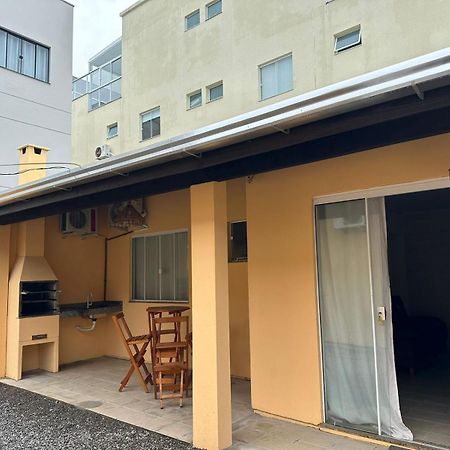 Casa entre dois mares - Casa Laranja Bombinhas Exterior foto